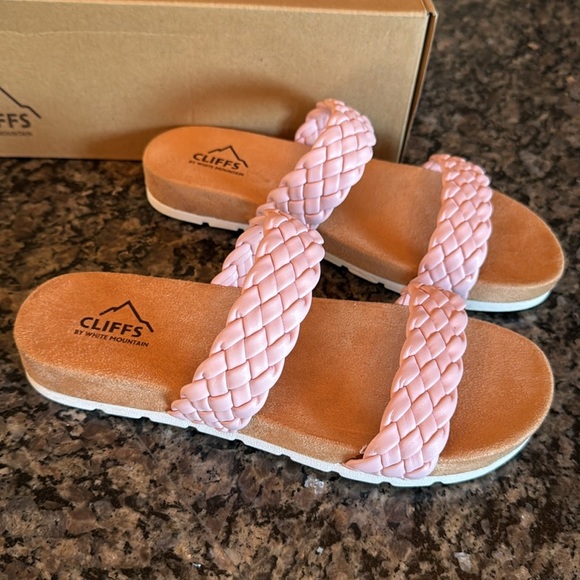 Cliffs by White Mountain pink double slide strap sandals NIB 7.5 - Picture 5 of 7